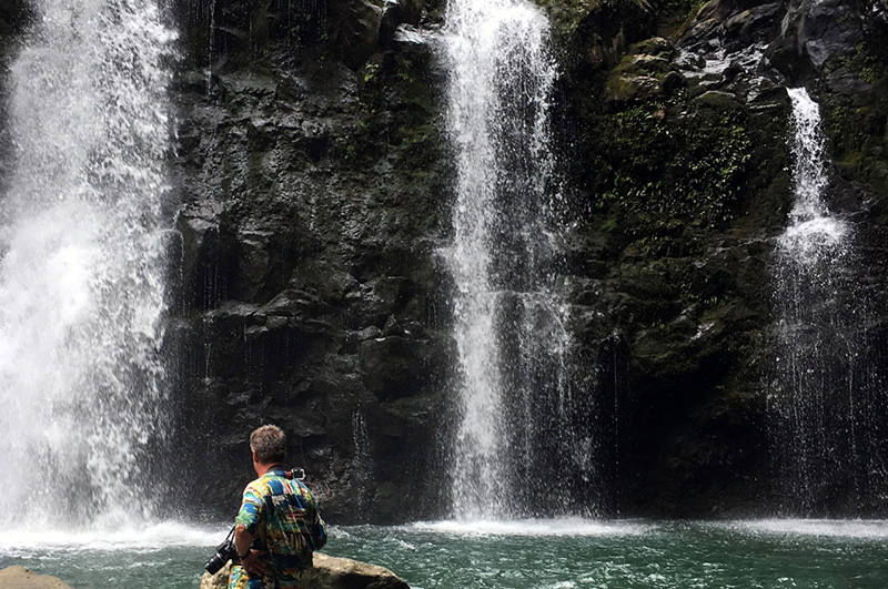 loomis_hana-highway-6-waterfall